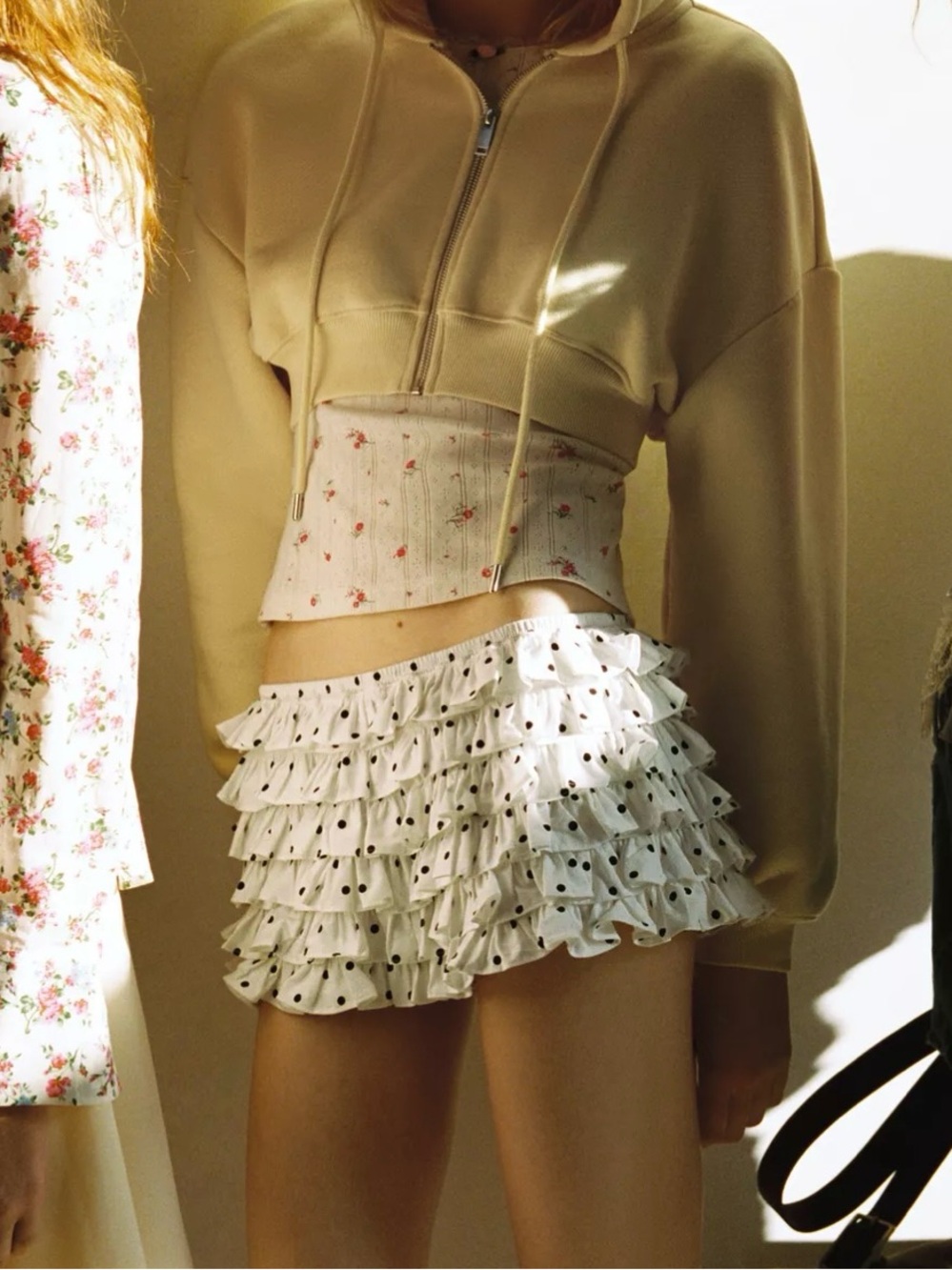 NWT ZARA POLKA DOT RUFFLE MINI SHORTS